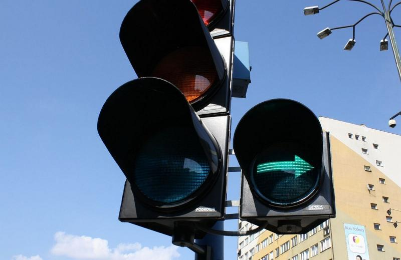 Illustration for article titled What are the most commonly broken traffic laws?